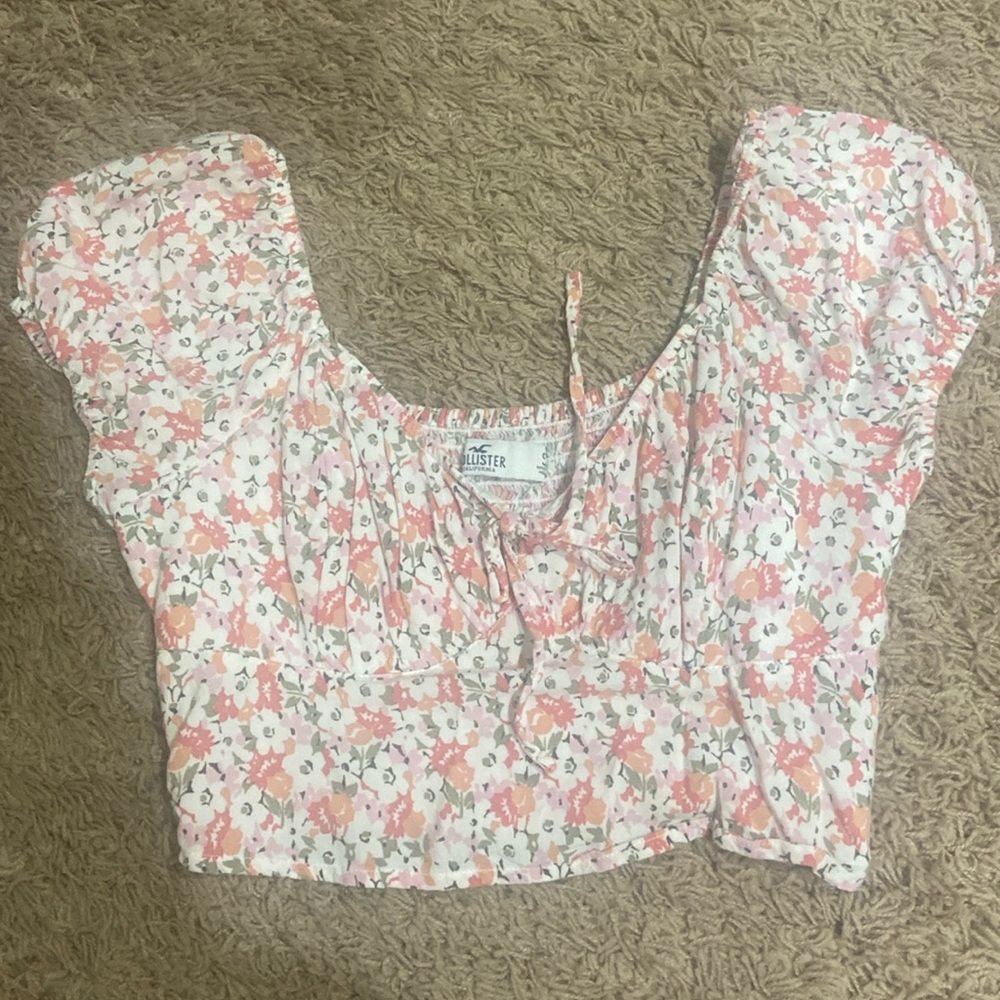 Hollister crop top